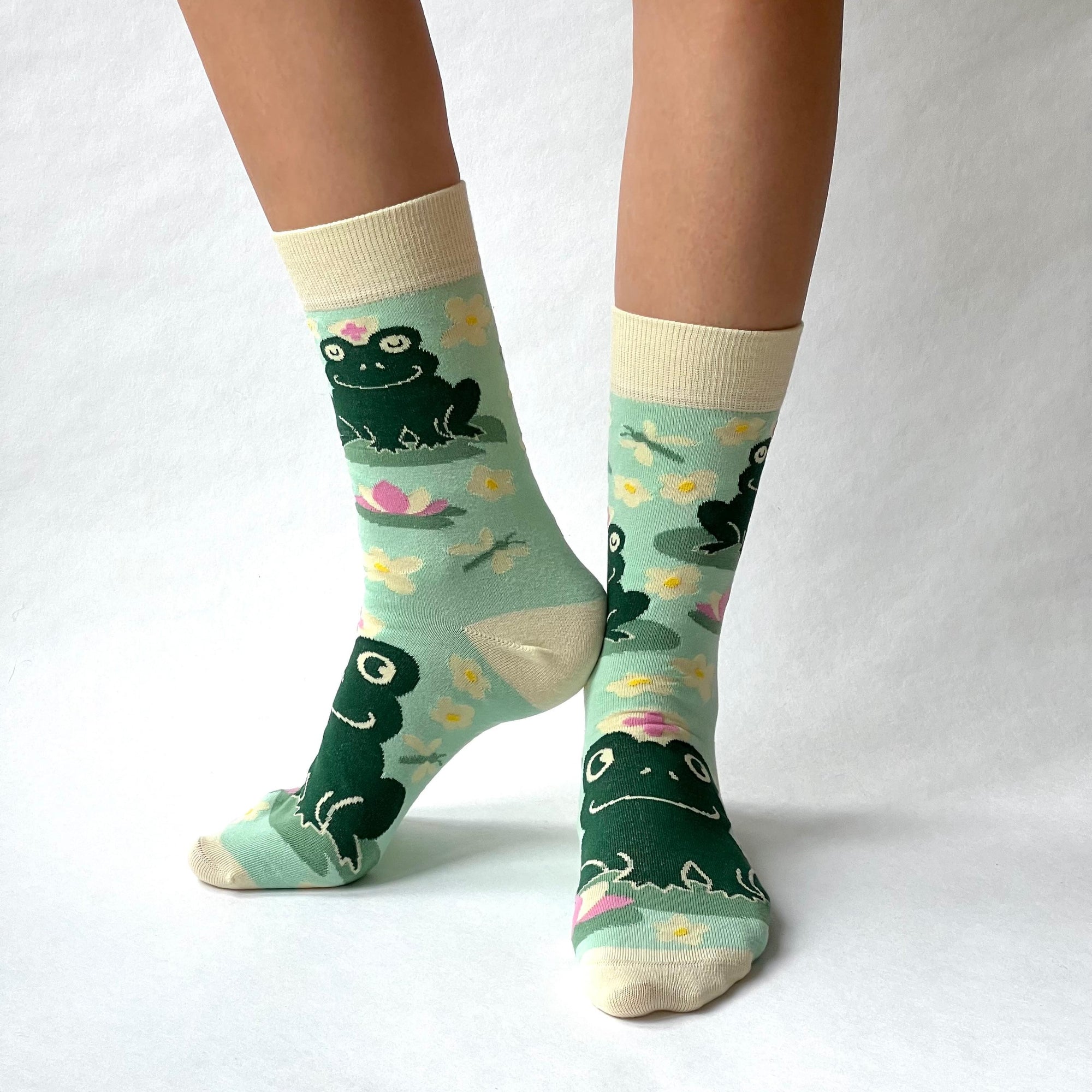 Pflegefrosch Socken hellgrün