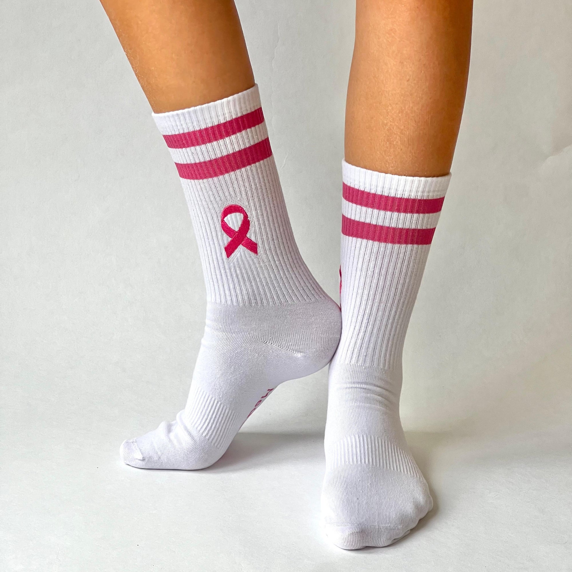 Brustkrebs awareness Sportsocken weiss pink