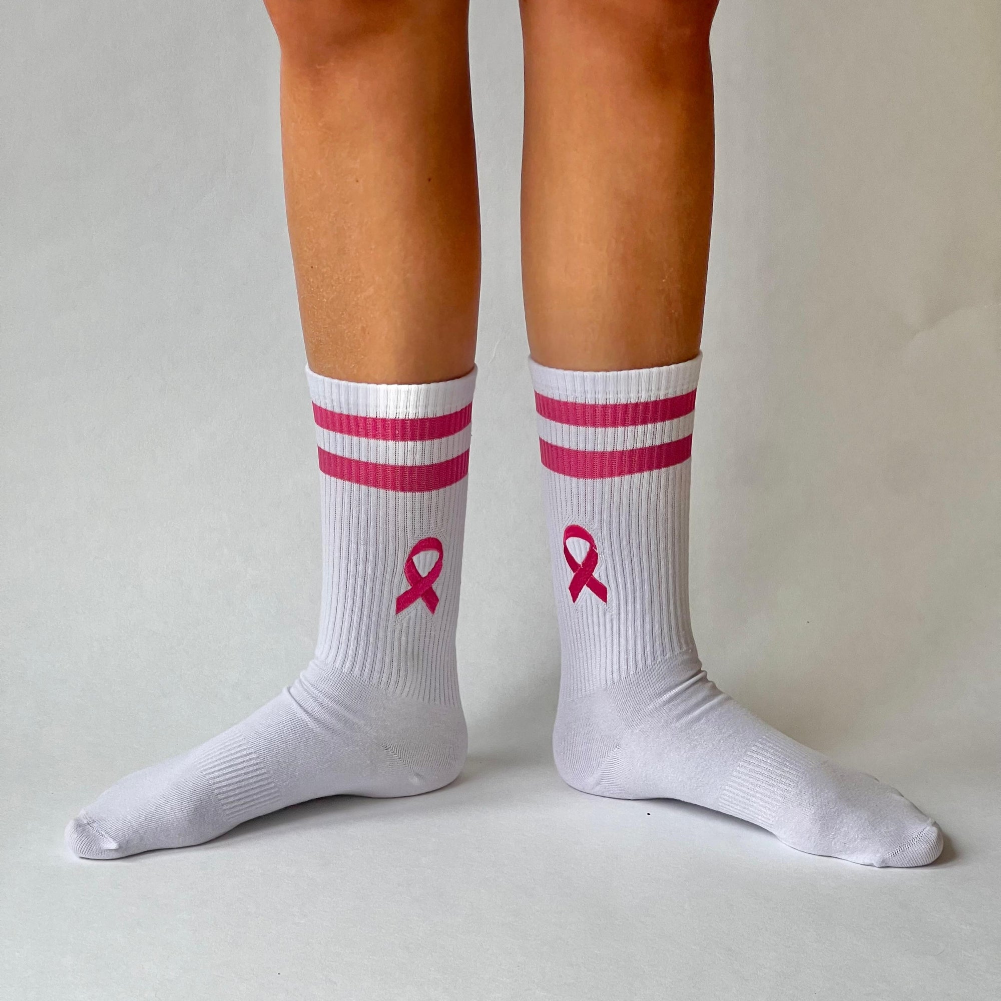 Brustkrebs awareness Sportsocken weiss pink